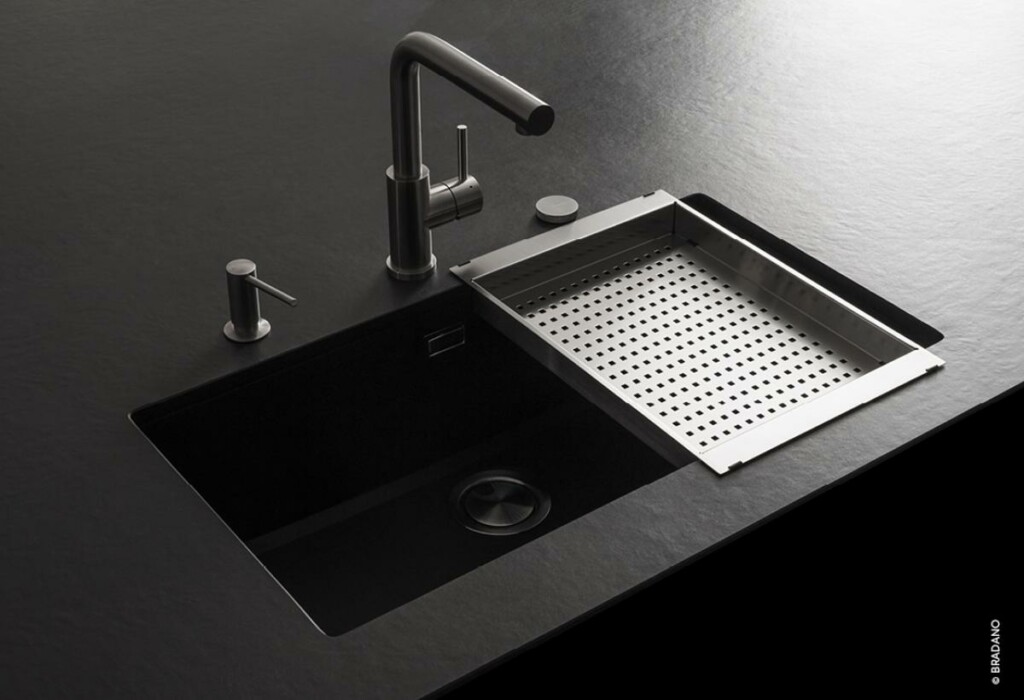 CONCEPT CUISINE ET BAIN CUISINE SUR MESURE BRADANO 1